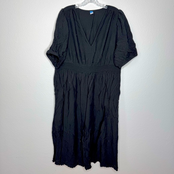 Old Navy Dresses & Skirts - Old Navy Black A Line V Neck Eyelet Puffy Short Sleeve Cottagecore Dress Size 2X